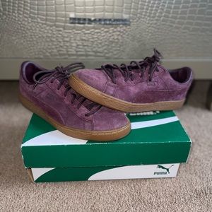 Purple Suede Pumas💜